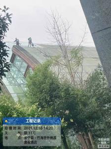 長寧世外桃源酒店接待大廳玻璃清洗